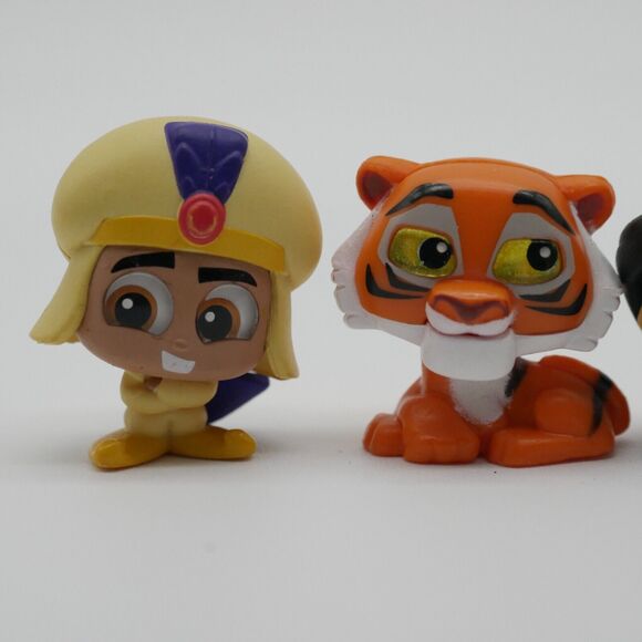 Disney Doorables  - FLOCKED ABU, JASMINE, Ra JAH & PRINCE ALI - Picture 2 of 4
